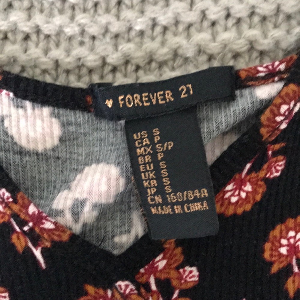 Patterned Dress - Picture 2 of 2